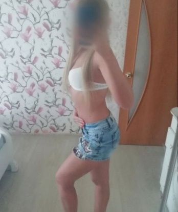 Опыт и страсть, это то, что я предлагаю. Мои услуги позволят вам раскрыться и испытать неподдельное удовольствие. Абсолютная конфиденциальность и индивидуальный подход к каждому гостю - мои гарантии. Фото и отзывы говорят сами за себя, но лучше убедиться в этом лично. Живу в Москве и готова встретить в любом удобном для вас месте. 🌃💕 Карина